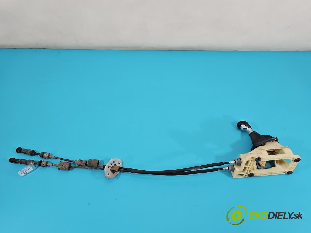 Kia Ceed II 2012-2018 1.6 crdi 110 HP manual 81 kW 1582 cm3 5- Páka: Změny: stupeň,rýchlosť 43700-A2300 (Rýchlostná páka (kulisa))