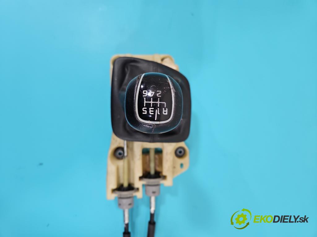 Kia Ceed II 2012-2018 1.6 crdi 110 HP manual 81 kW 1582 cm3 5- Páka: Změny: stupeň,rýchlosť 43700-A2300 (Rýchlostná páka (kulisa))