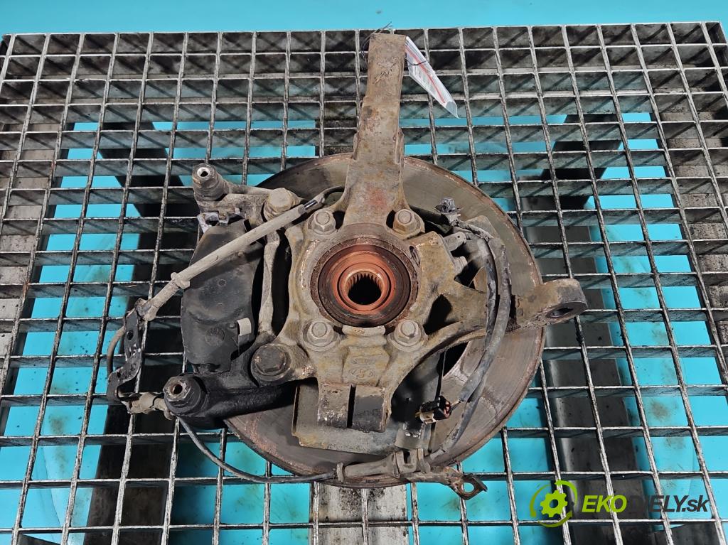 Kia Ceed II 2012-2018 1.6 crdi 110 HP manual 81 kW 1582 cm3 5- náboj pravé  (Náboj)