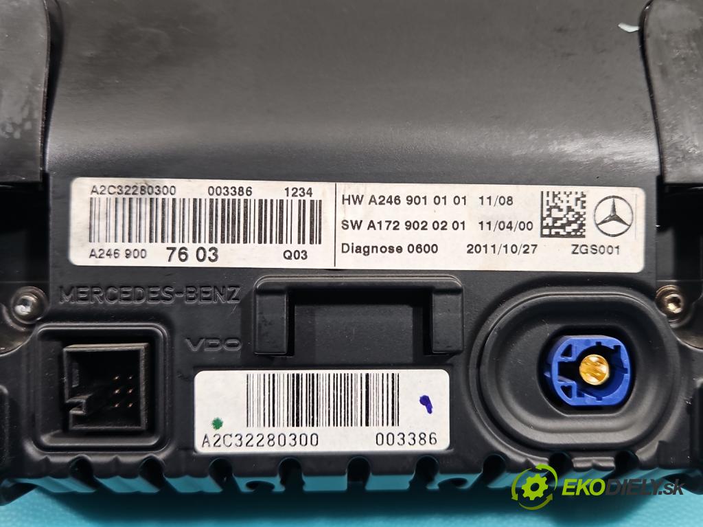 Mercedes B W246  2011-2018 1.8 CDI 109 HP automatic 80 kW 1796 cm3 5- Zobrazit: A2469010101 (Prístrojová doska, displej)