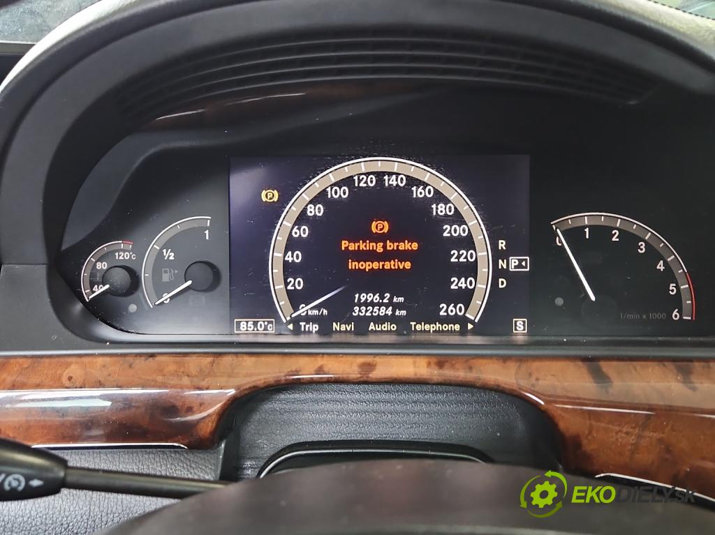 Mercedes S W221 2005-2013 3.0 CDI 211KM automatic 155 kW 2987 cm3 4- prístrojovka/ budíky 1036905326 (Prístrojová doska, displej)