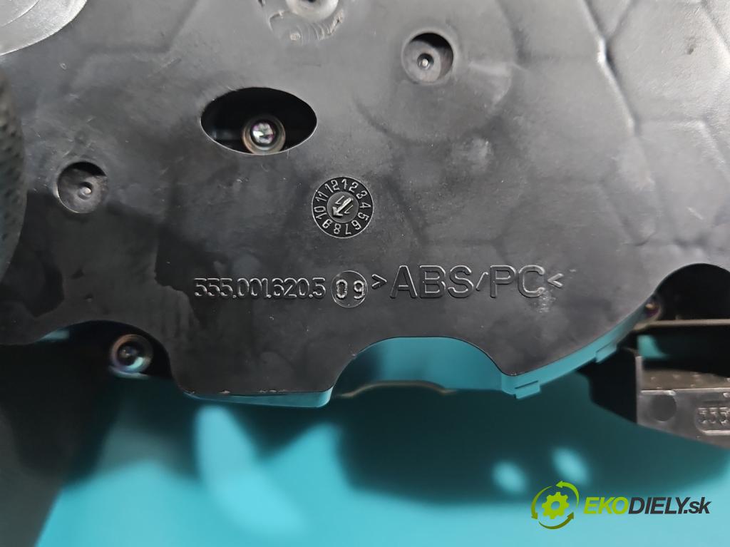 Audi A4 B8 2007-2015 2.0 tdi 143 HP automatic 105 kW 1968 cm3 5- prístrojovka/ budíky 8K0920900Q (Prístrojová doska, displej)