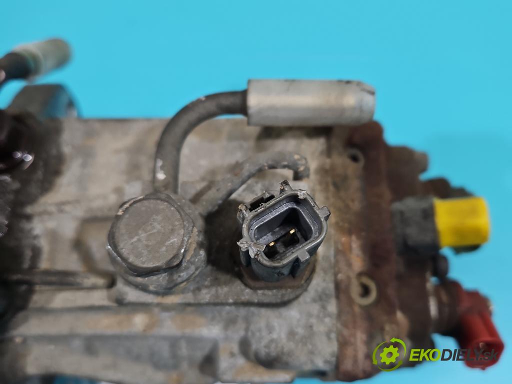 Toyota Corolla Verso I 2001-2004 2.0 D4D 90 HP manual 66 kW 1995 cm3 5- čerpadlo vstrekovacia 22100-27010 (Vstrekovacie čerpadlo)