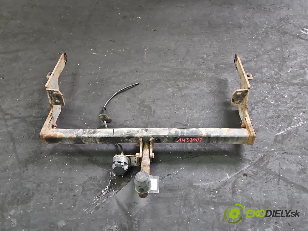 Renault Laguna II 2001-2007 2.0 dci 150 hp manual 110 kW 1995 cm3 5- oko tažné  (Tažná zařízení)