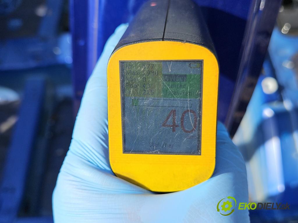 Hyundai Elantra VI 2015-2020 1.6 16V 128 hp manual 93,8 kW 1591 cm3 4- práh levý  (Ostatní)