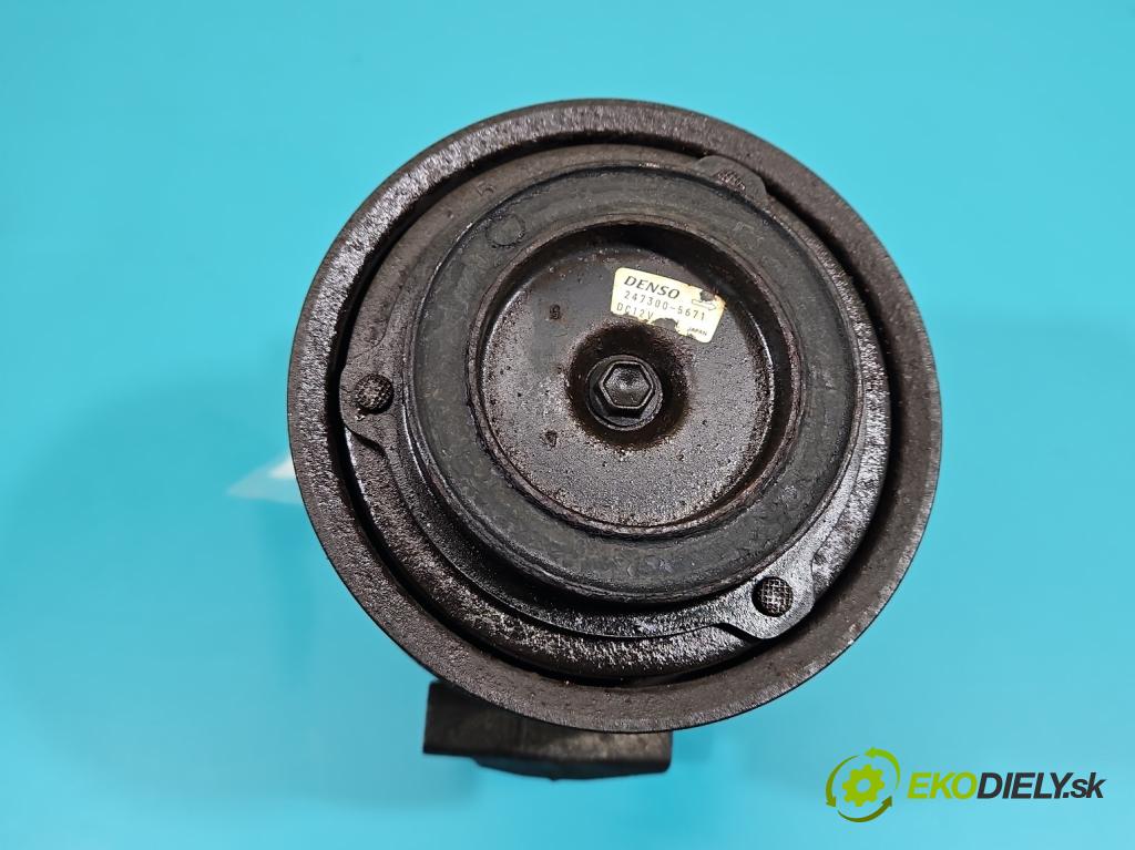 Toyota Land Cruiser J200 2007- 4.5 V8 D4D 286 HP automatic 210 kW 4461 cm3 5- Kompresor: klimatizácie 447280-0053 (Kompresor klimatizácie)