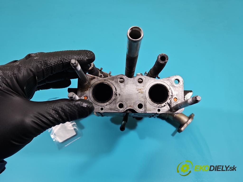 Toyota Land Cruiser J200 2007- 4.5 V8 D4D 286 hp automatic 210 kW 4461 cm3 5- Chladič spalin 25680-51010-F
