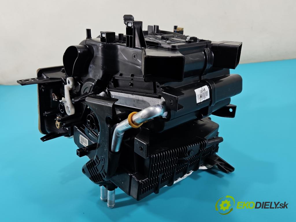 Hyundai Elantra VI 2015-2020 1.6 16V 128 HP manual 93,8 kW 1591 cm3 4- radiator  (Radiátor kúrenia)