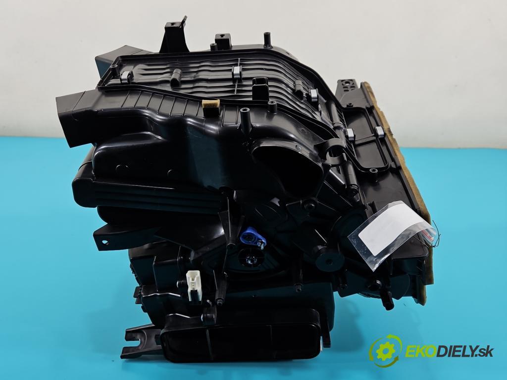 Hyundai Elantra VI 2015-2020 1.6 16V 128 HP manual 93,8 kW 1591 cm3 4- radiator  (Radiátor kúrenia)