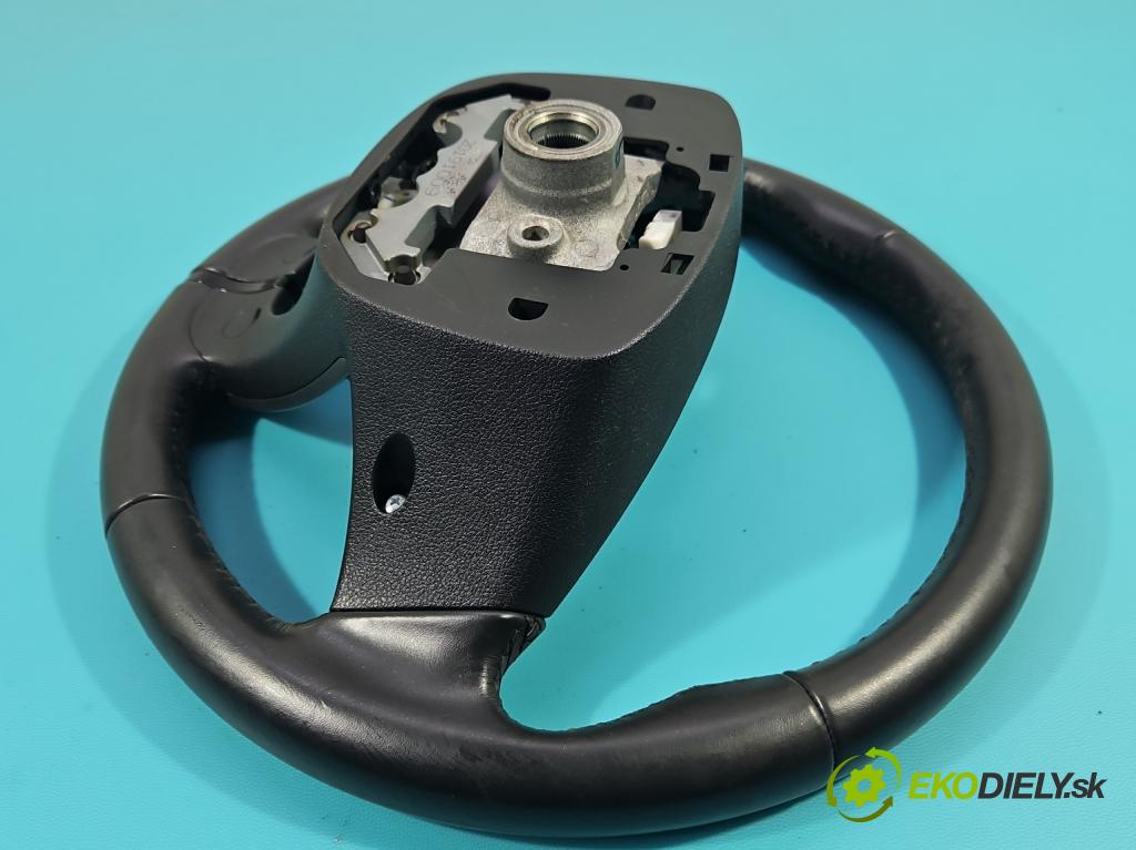 Hyundai Elantra VI 2015-2020 1.6 16V 128 HP manual 93,8 kW 1591 cm3 4- volant  (Volant)