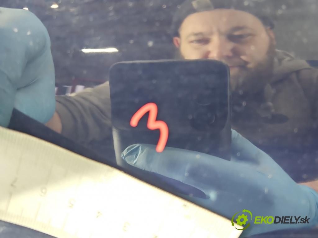 Audi A2 1.4 16V (AUA) 75 hp manual 55 kW 1390 cm3 5- zadní kufrové dveře  (Zadní kapoty)