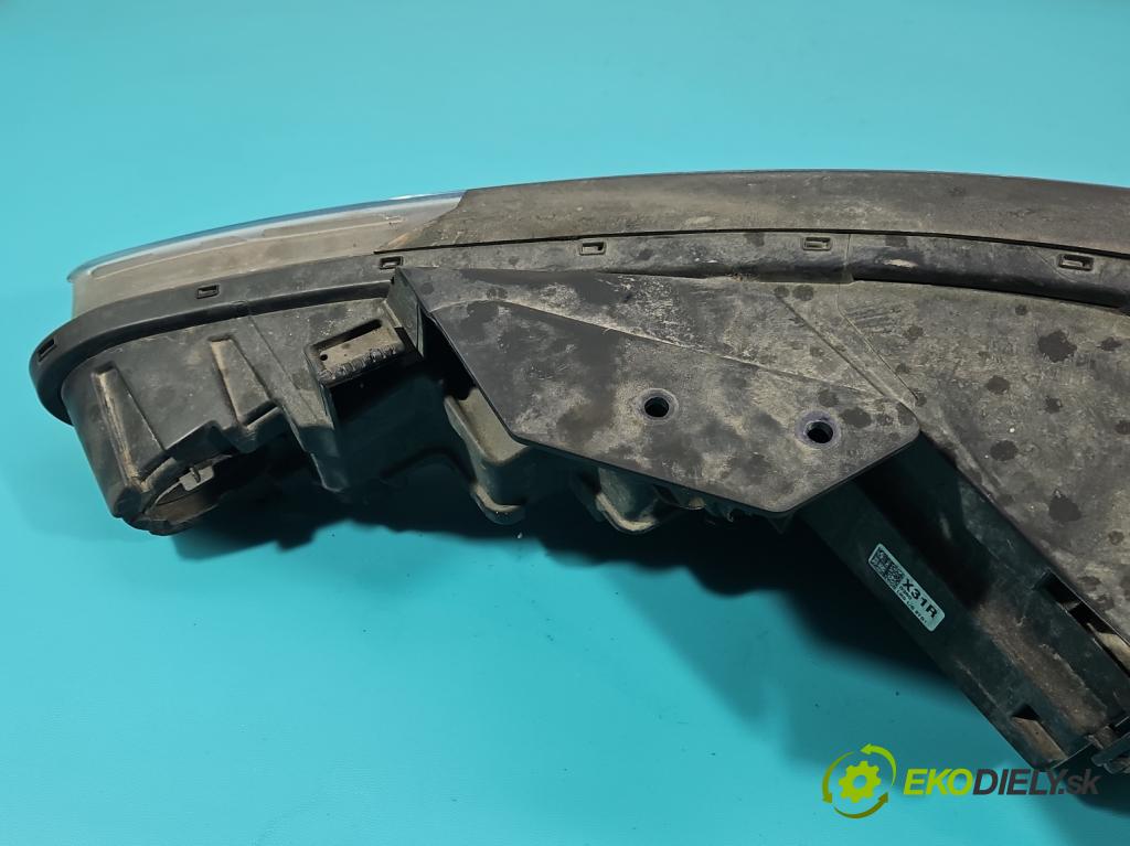 Hyundai Elantra VI 2015-2020 1.6 16V 128 HP manual 93,8 kW 1591 cm3 4- Reflektor: pravý 92102-F2 (Svetlo predné pravé)