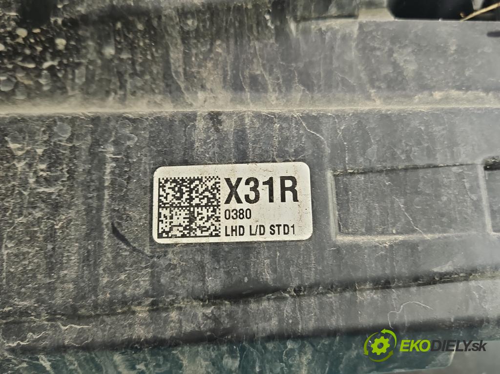 Hyundai Elantra VI 2015-2020 1.6 16V 128 HP manual 93,8 kW 1591 cm3 4- Reflektor: pravý 92102-F2 (Svetlo predné pravé)