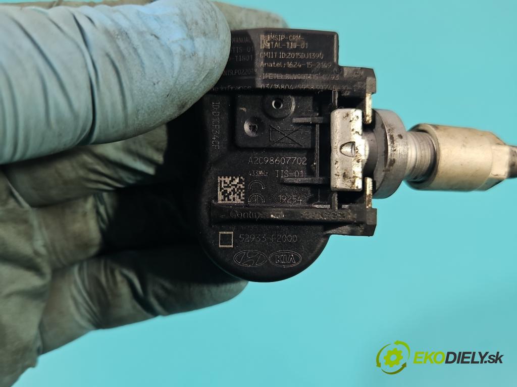 Hyundai Elantra VI 2015-2020 1.6 16V 128 hp manual 93,8 kW 1591 cm3 4- snímač tlaku pneumatika 52933-F2000 (Snímače tlaku v pneumatikách)