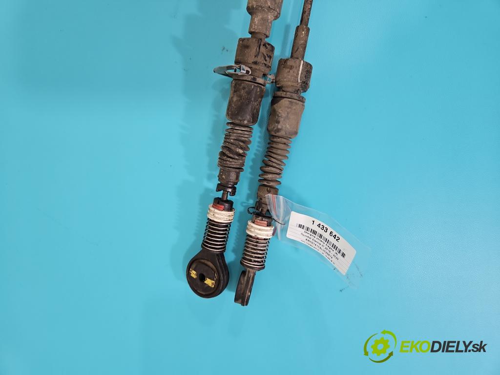 Hyundai Elantra VI 2015-2020 1.6 16V 128 HP manual 93,8 kW 1591 cm3 4- Páka: Změny: stupeň,rýchlosť 43700-F2120 (Rýchlostná páka (kulisa))