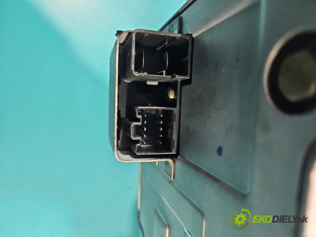 Fiat Idea 1.4 16V (843A1000) 95 HP manual 70 kW 1368 cm3 5- čerpadlo posilovač 517364610 (Servočerpadlo, pumpa riadenia)