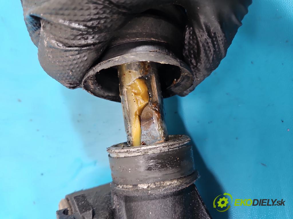 Ford Focus Mk1 1998-2004 1.8 tdci 101 HP manual 74 kW 1753 cm3 3- Ozubené kolo: volant 3S41-3A500AB