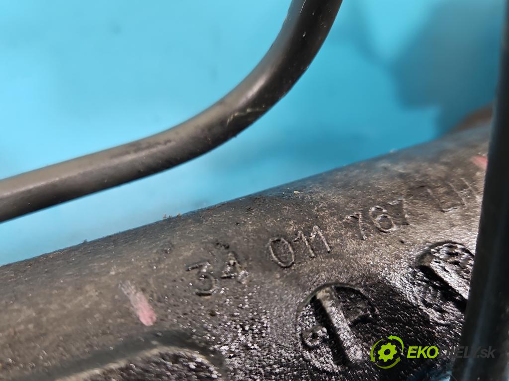 Ford Focus Mk1 1998-2004 1.8 tdci 101 HP manual 74 kW 1753 cm3 3- Ozubené kolo: volant 3S41-3A500AB