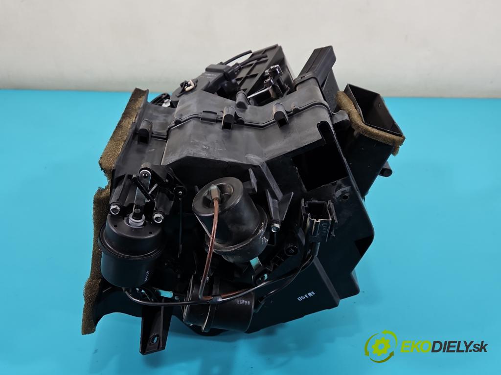 Ford Maverick II 2001-2007 2.0 16V 124hp manual 91 kW 1989 cm3 5- radiator YL8H18A532-AC (Radiátor kúrenia)