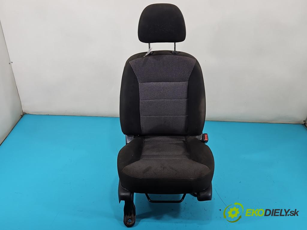 Ford Maverick II 2001-2007 2.0 16V 124hp manual 91 kW 1989 cm3 5- Sedačka pravý  (Sedačka, sedadlo)