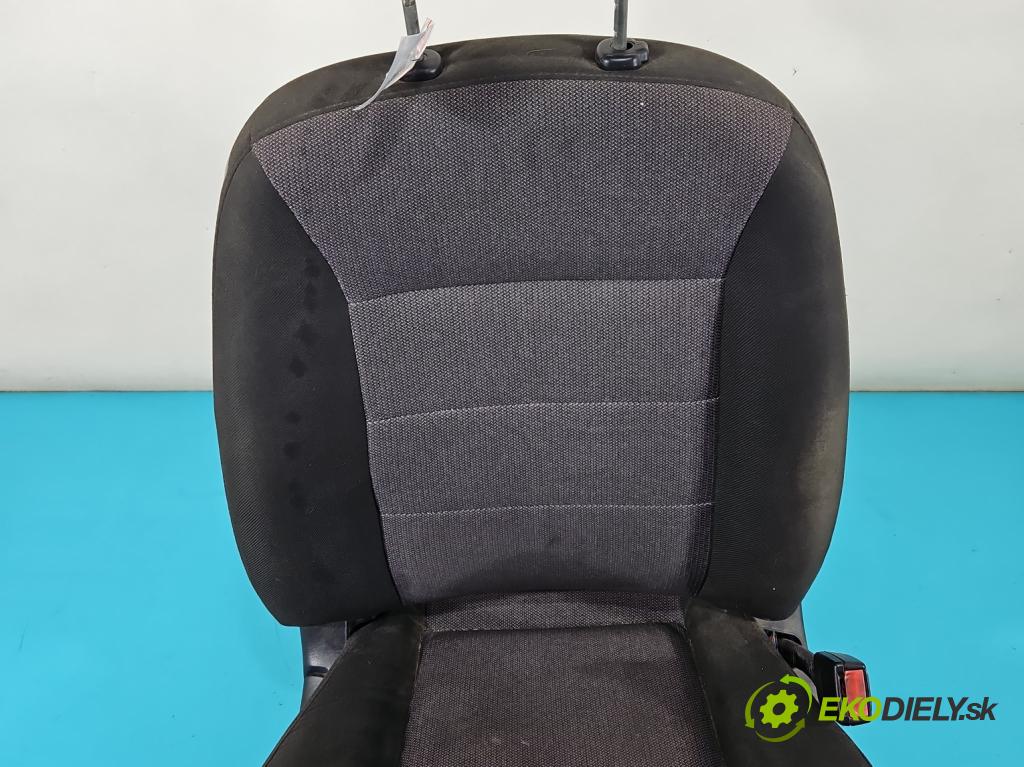 Ford Maverick II 2001-2007 2.0 16V 124hp manual 91 kW 1989 cm3 5- Sedačka pravý  (Sedačka, sedadlo)