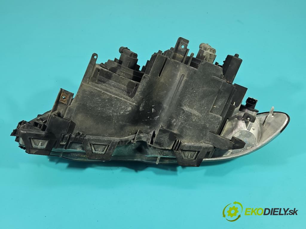 Bmw 3 E46 1998-2007 2.0d (M47): 136 HP manual 100 kW 1951 cm3 4- Reflektor: pravý 8361948 (Svetlo predné pravé)