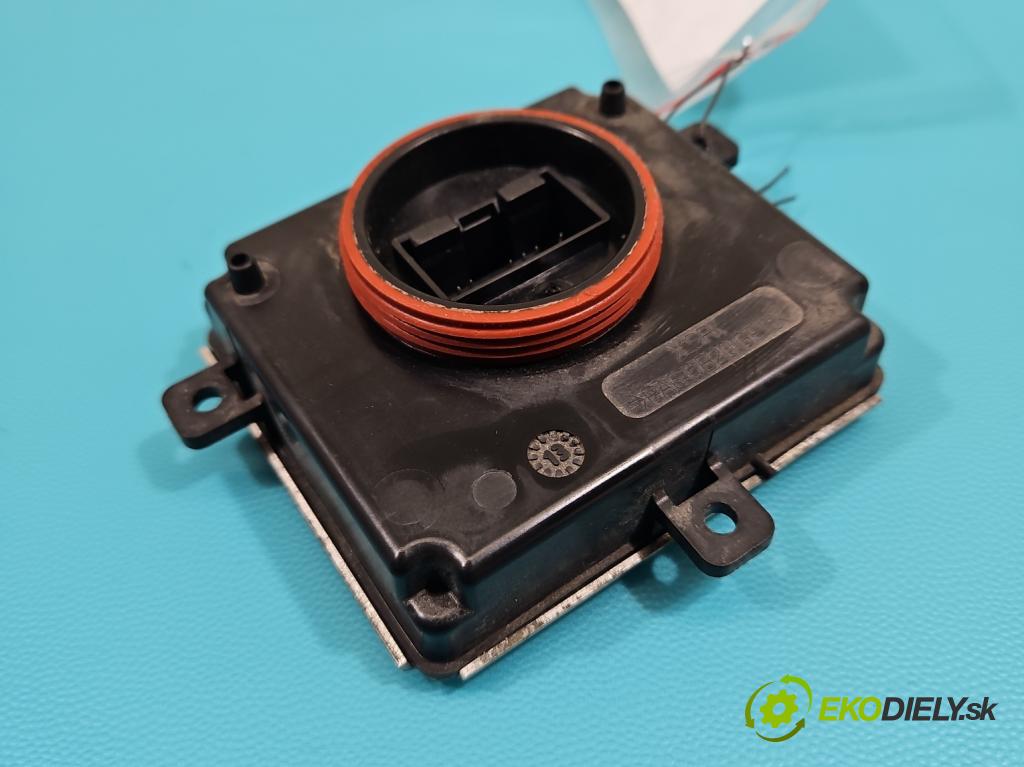 Audi A4 B8 2007-2015 2.0 TFSI 211KM automatic 155 kW 1984 cm3 5- střídač: xenon 4G0907697D (Riadiaca jednotka xenónu)