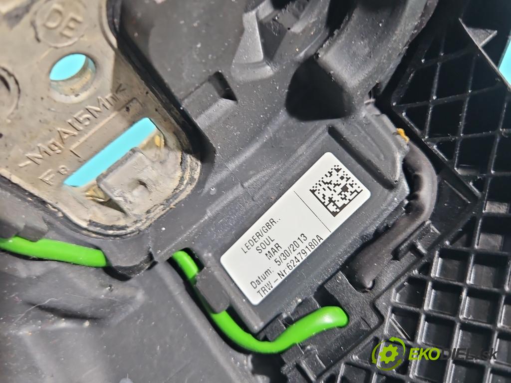 Audi A4 B8 2007-2015 2.0 TFSI 211KM automatic 155 kW 1984 cm3 5- volant 4L0419091AC (Volant)