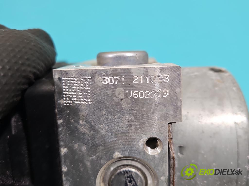 Ford Transit Courier  2014-2023 1.5 tdci 100 HP manual 73,8 kW 1499 cm3 5- čerpadlo abs JY16-2B373-AB (Pumpa ABS)