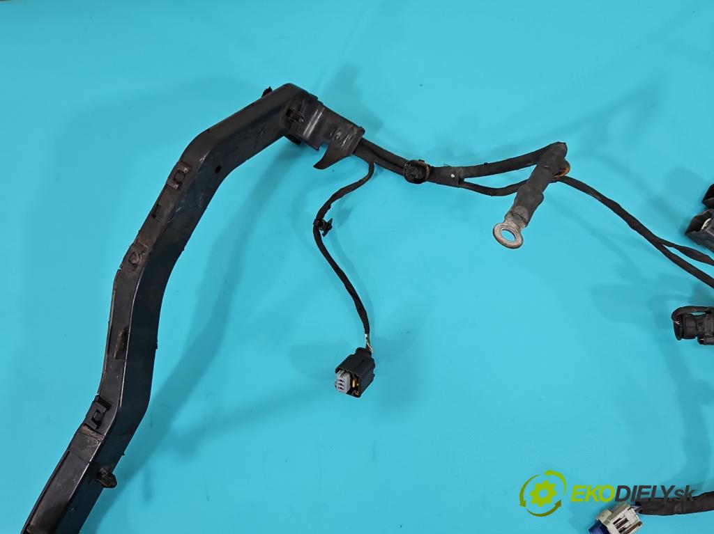 Ford Transit Courier  2014-2023 1.5 tdci 100 HP manual 73.8 kW 1499 cm3 5- Zväzok: motora MT76-12A522-LFC