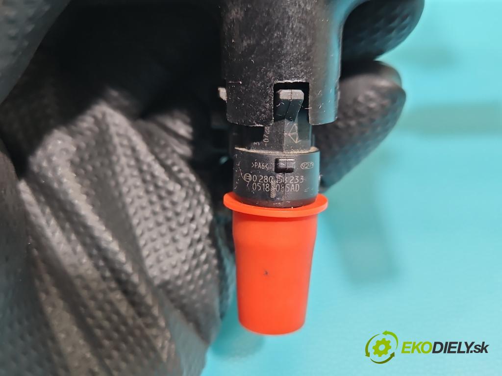 Dodge Caravan V 2007-2020 3.6 V6 automatic 211 kW 3605 cm3 5- vstřikovač 04593923AB (Vstřikovač paliva)