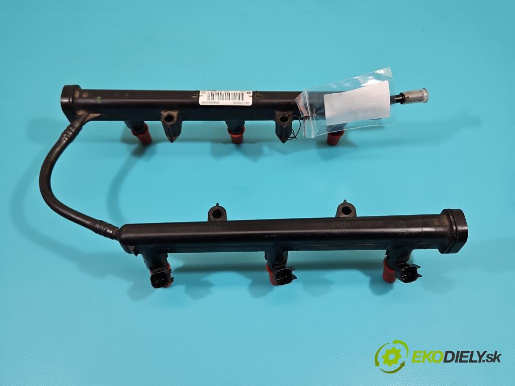 Dodge Caravan V 2007-2020 3.6 V6 automatic 211 kW 3605 cm3 5- vstřikovač 04593923AB (Vstřikovač paliva)