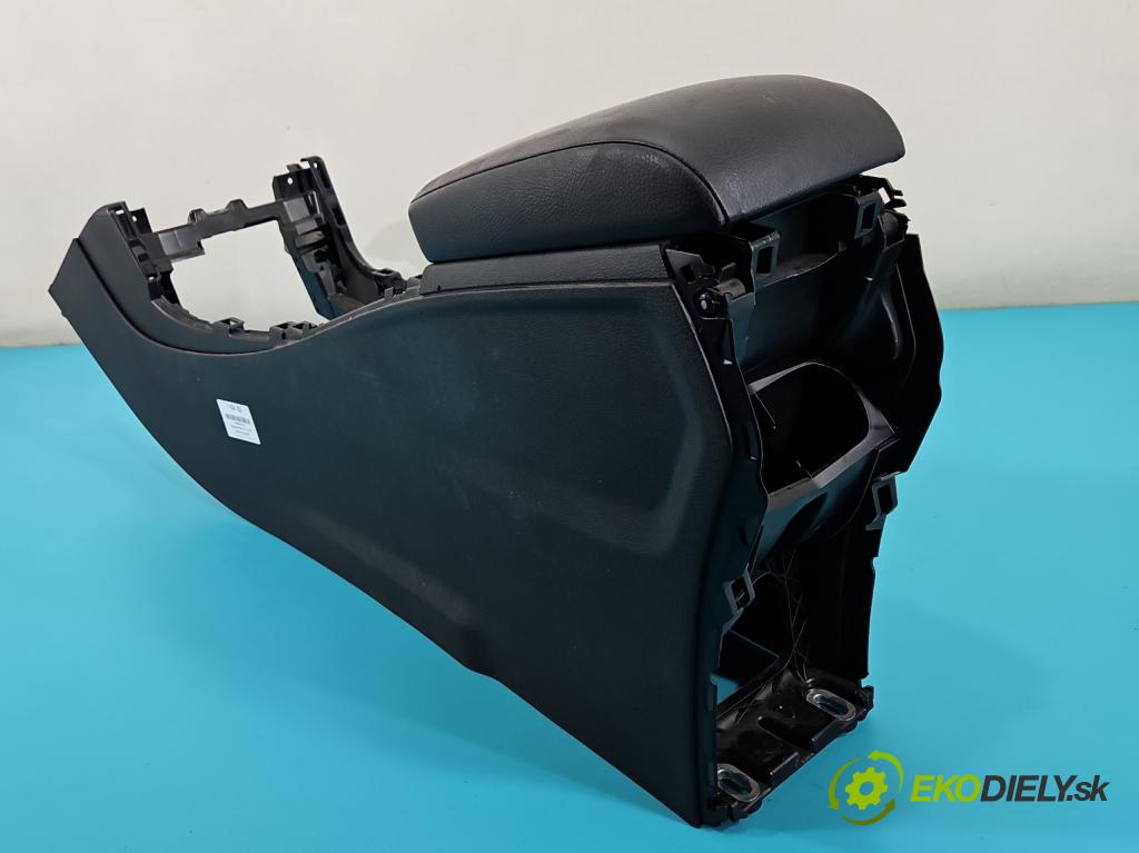 Mercedes B W246  2011-2018 1.8 CDI 109 HP automatic 80 kW 1796 cm3 5- operadlo A2465402706 (Lakťové opierky)