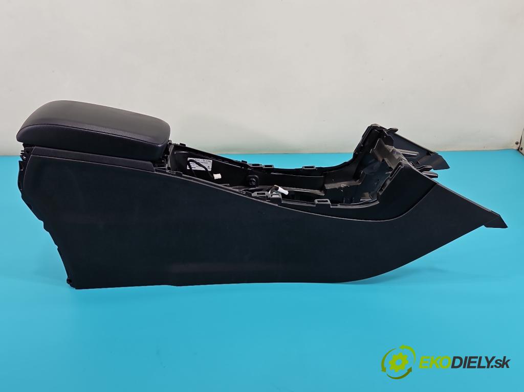 Mercedes B W246  2011-2018 1.8 CDI 109 HP automatic 80 kW 1796 cm3 5- operadlo A2465402706 (Lakťové opierky)