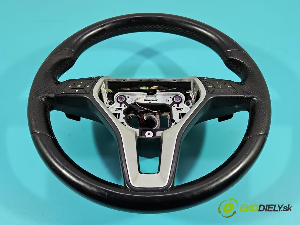 Mercedes B W246  2011-2018 1.8 CDI 109 HP automatic 80 kW 1796 cm3 5- volant  (Volant)