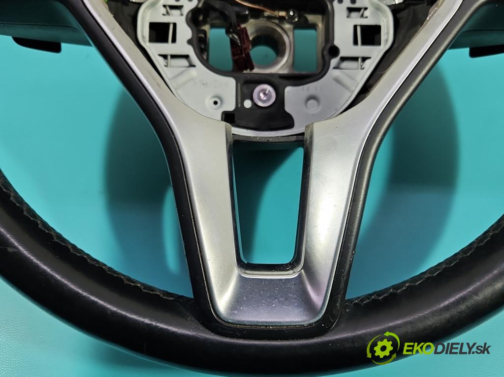 Mercedes B W246  2011-2018 1.8 CDI 109 HP automatic 80 kW 1796 cm3 5- volant  (Volant)