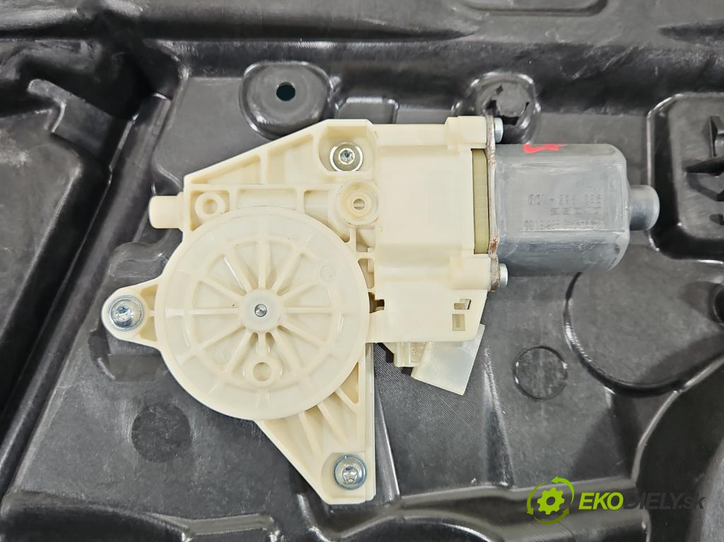 Mercedes B W246  2011-2018 1.8 CDI 109 hp automatic 80 kW 1796 cm3 5- mechanismus stahování přední levý A2469065100
