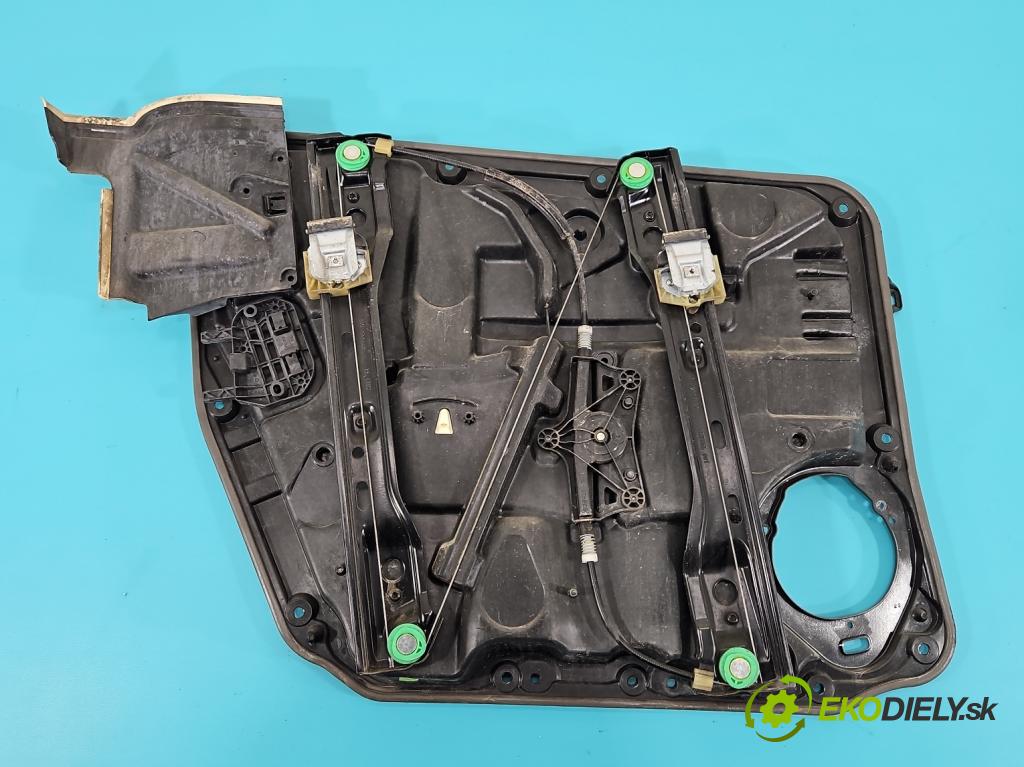 Mercedes B W246  2011-2018 1.8 CDI 109 hp automatic 80 kW 1796 cm3 5- mechanismus stahování přední pravý 920817-107RH