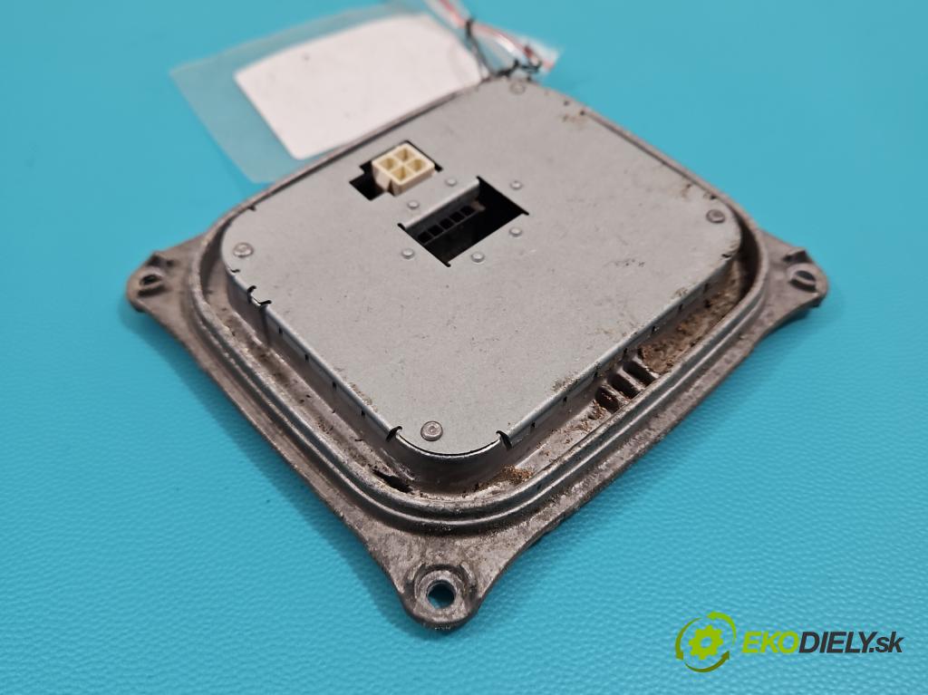 Audi A4 B8 2007-2015 2.0 tdi 143 HP automatic 105 kW 1968 cm3 5- střídač: xenon 8K0907472A (Riadiaca jednotka xenónu)