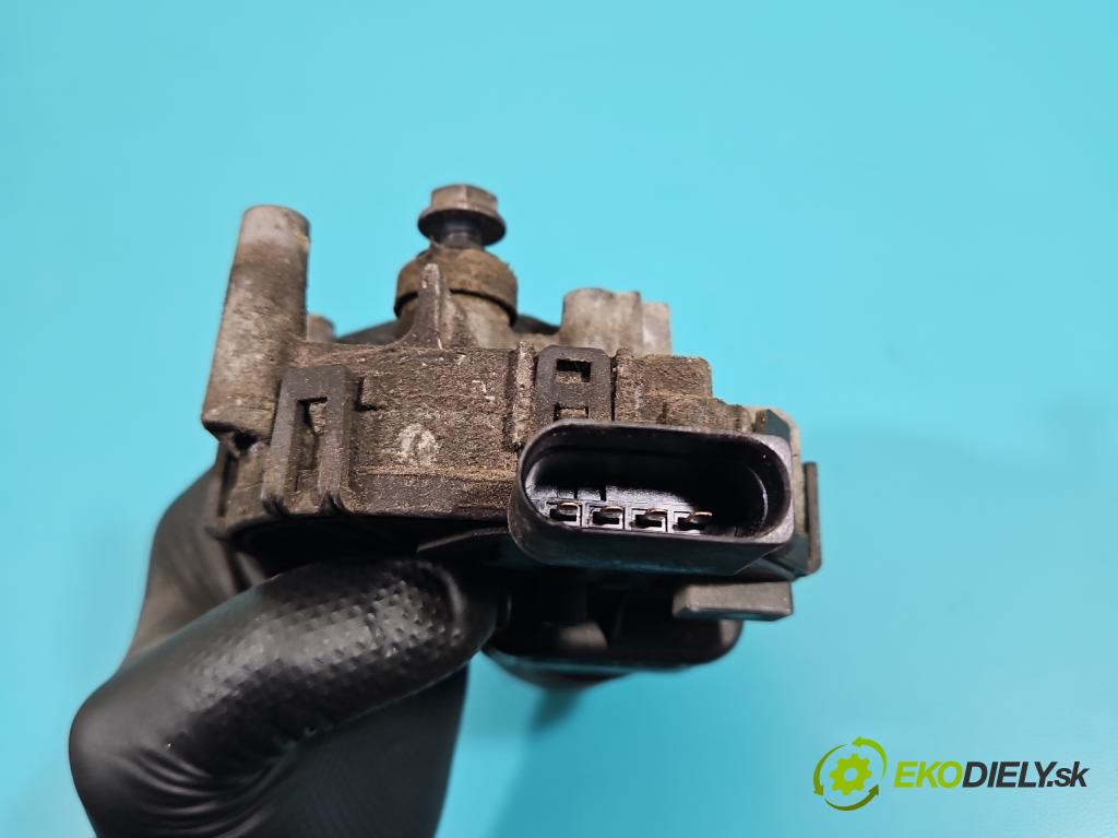 Ford Mondeo Mk4 2007-2014 2.0 tdci 140 hp automatic 103 kW 1997 cm3 5- motor stěračů přední 0390243069