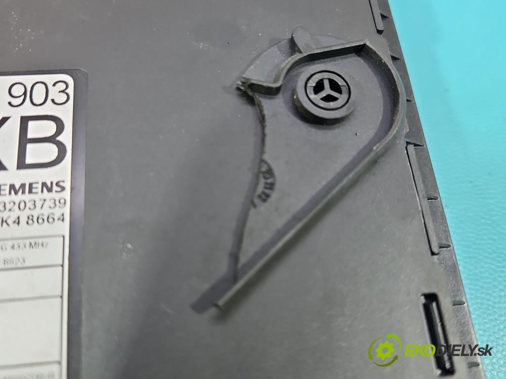 Opel Corsa C 2000-2006 1.2 16V 75 HP manual 55 kW 1199 cm3 3- riadiaca jednotka motora 0261207423
