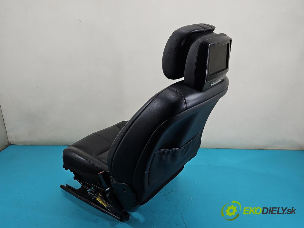 Mercedes S W221 2005-2013 3.0 CDI 211KM automatic 155 kW 2987 cm3 4- Sedačka pravý  (Sedačka, sedadlo)