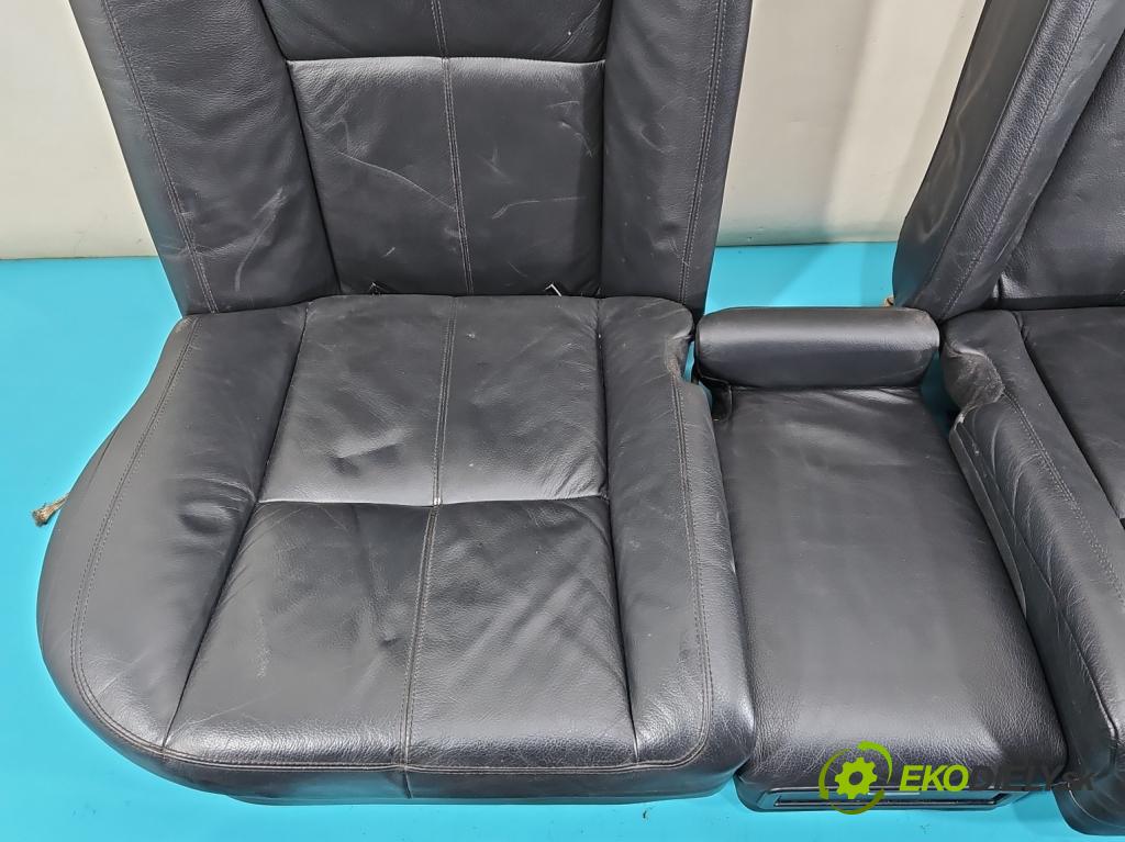 Mercedes S W221 2005-2013 3.0 CDI 211KM automatic 155 kW 2987 cm3 4- Pohovka: zadné  (Sedačka, sedadlo)