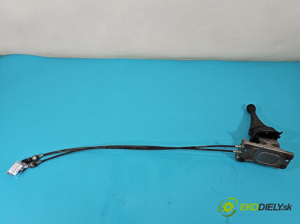 Ford Maverick II 2001-2007 2.0 16V 124hp manual 91 kW 1989 cm3 5- Páka: Změny: stupeň,rýchlosť  (Rýchlostná páka (kulisa))