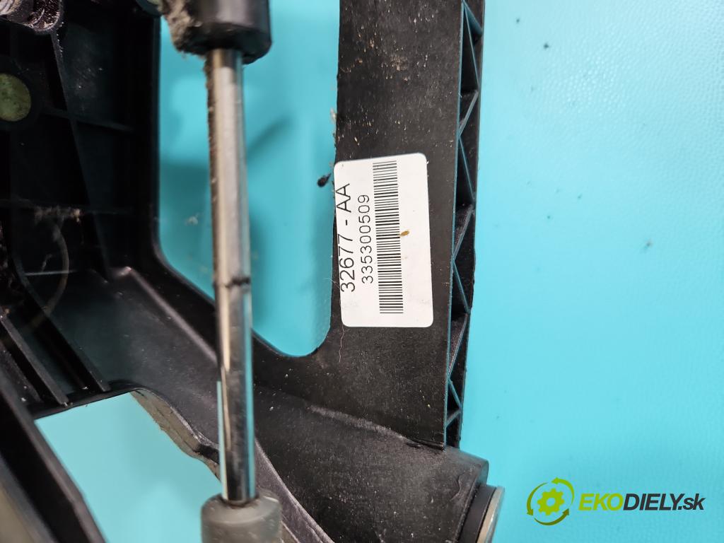 Toyota Avensis II T25 2003-2008 2.2 D-CAT 177 HP manual 130 kW 2231 cm3 5- Páka: Změny: stupeň,rýchlosť 335300509 (Rýchlostná páka (kulisa))