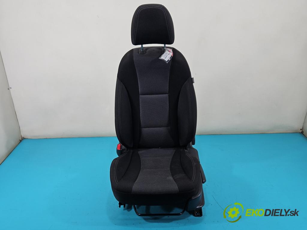 Hyundai I30 II 2012-2016 1.4 16V 100 HP manual 73,2 kW 1396 cm3 5- Sedačka pravý  (Sedačka, sedadlo)