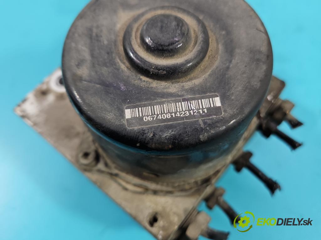 Ford Maverick II 2001-2007 2.0 16V 124hp manual 91 kW 1989 cm3 5- čerpadlo abs YL8T-2C219-AB (Pumpa ABS)