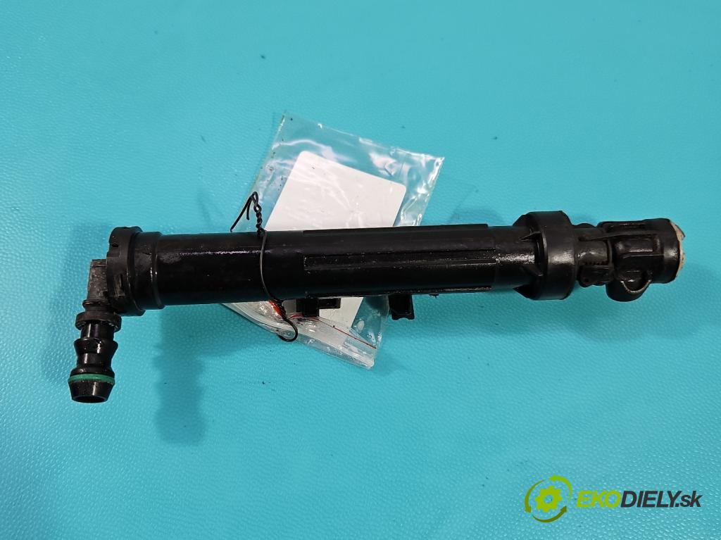 Mercedes B W246  2011-2018 1.8 CDI 109 HP automatic 80 kW 1796 cm3 5- ostrekovač reflektor: ľavý A2468600547 (Motorček ostrekovačov)