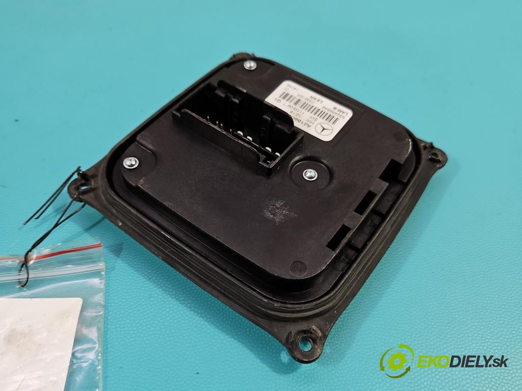 Mercedes B W246  2011-2018 1.8 CDI 109 HP automatic 80 kW 1796 cm3 5- střídač: xenon A2189009901 (Riadiaca jednotka xenónu)