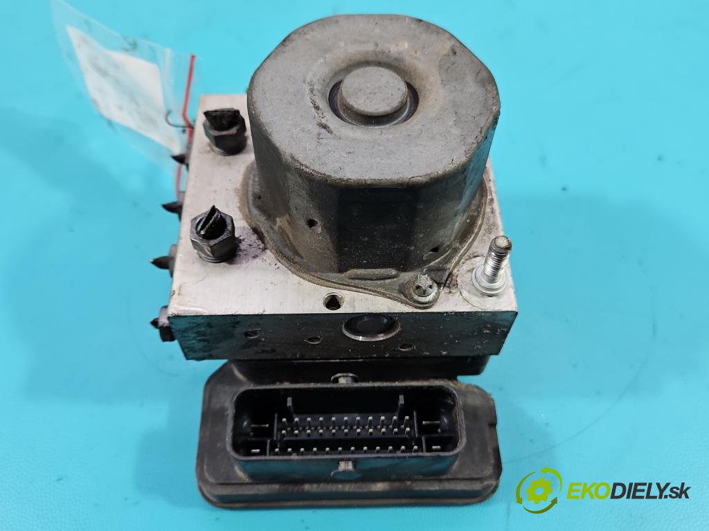 Mercedes B W246  2011-2018 1.8 CDI 109 HP automatic 80 kW 1796 cm3 5- čerpadlo abs A0084319412 (Pumpa ABS)